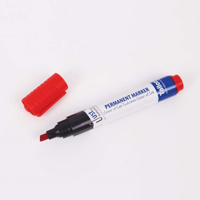 4 Permanent Markers